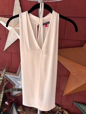 NWT Vince Camuto Sleeveless Blouse White Top Women’s Size PL Petite Large